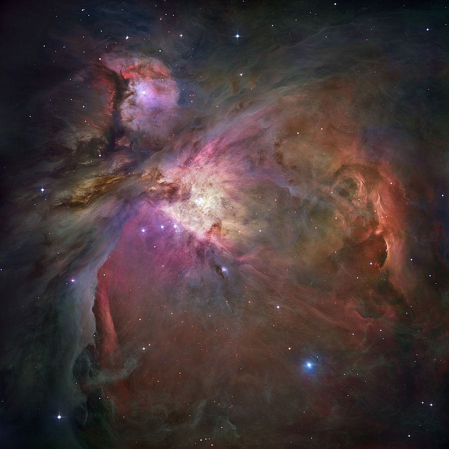 Благодаря космическому телескопу Хаббла, мы можем видеть это так: